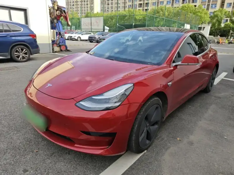 Tesla Model 3, 2021