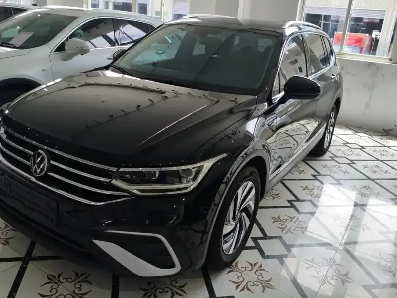 Volkswagen Tiguan L, 2022