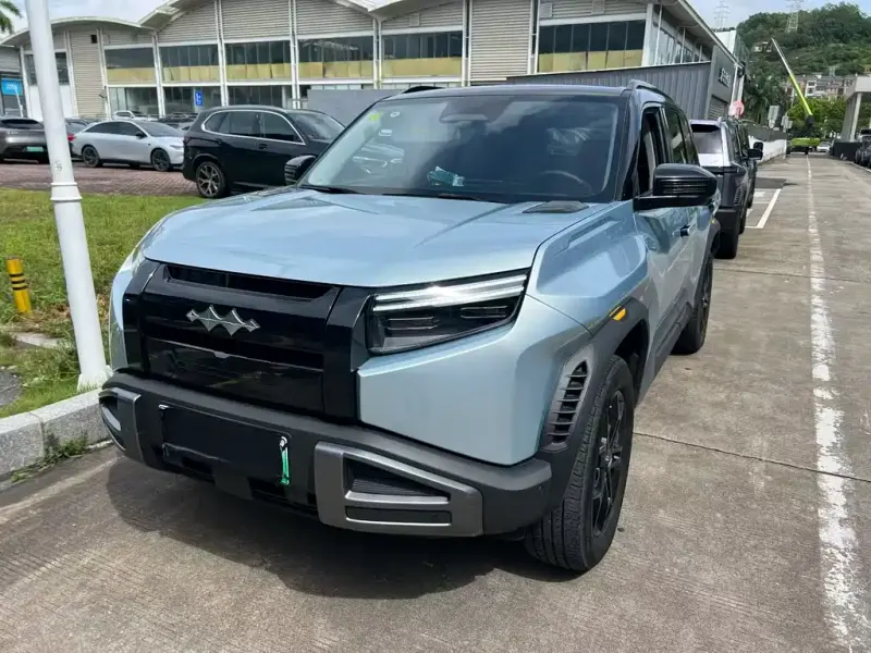 Fang Cheng Bao Titanium 3, 2025