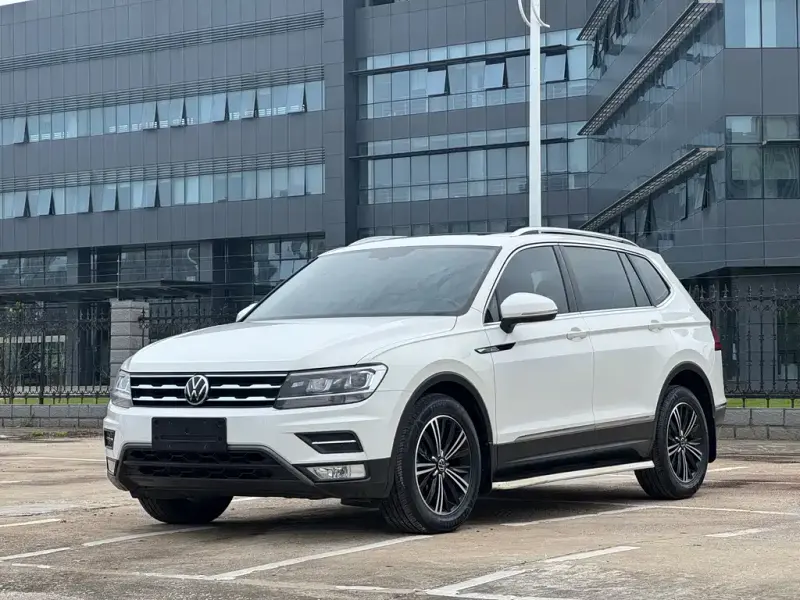 Volkswagen Tiguan L, 2021