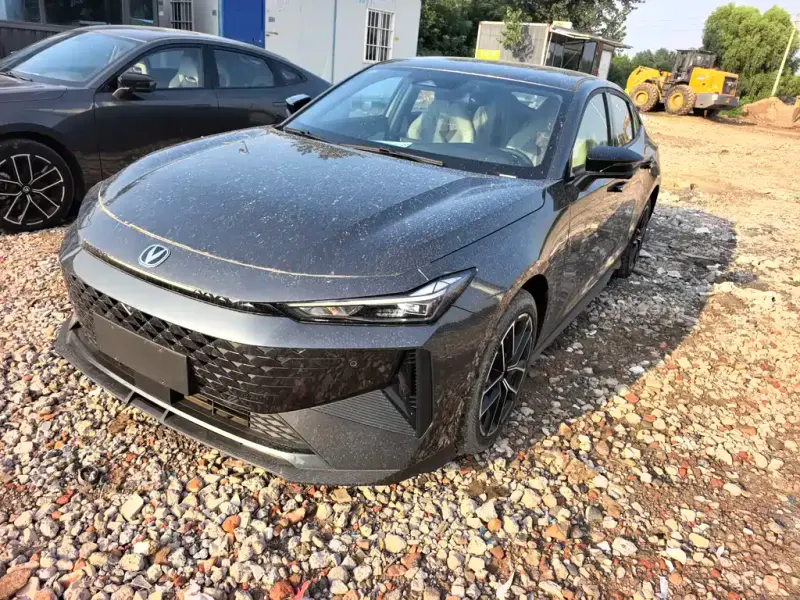Changan UNI-V iDD, 2026