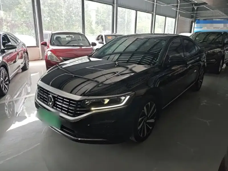 Volkswagen Passat, 2023