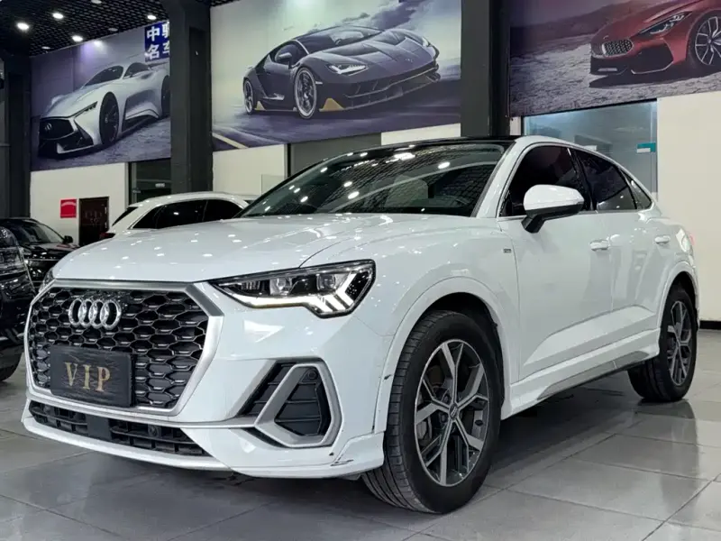 Audi Q3 Sportback, 2020