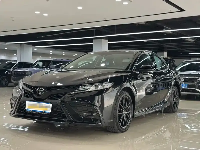 Toyota Camry, 2023