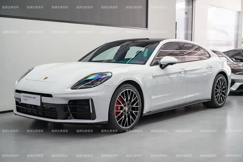 Porsche Panamera, 2024