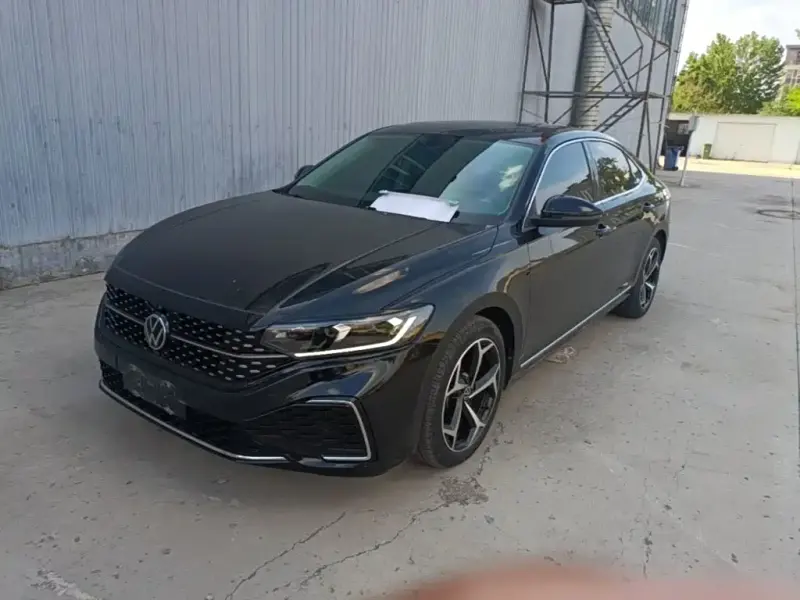 Volkswagen Passat, 2023