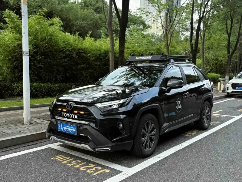 Toyota RAV4, 2023
