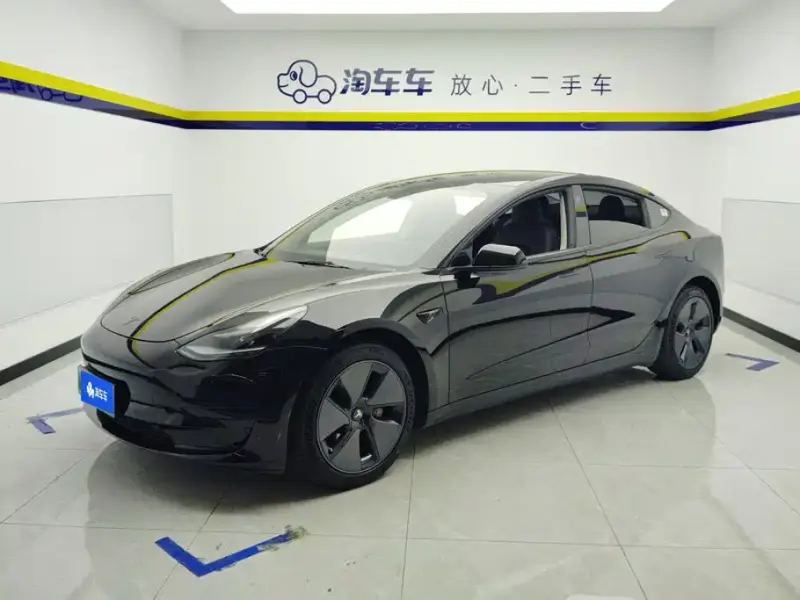 Tesla Model 3, 2021