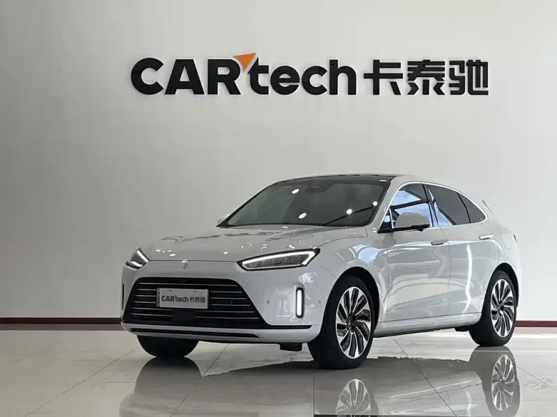AITO M5, 2023