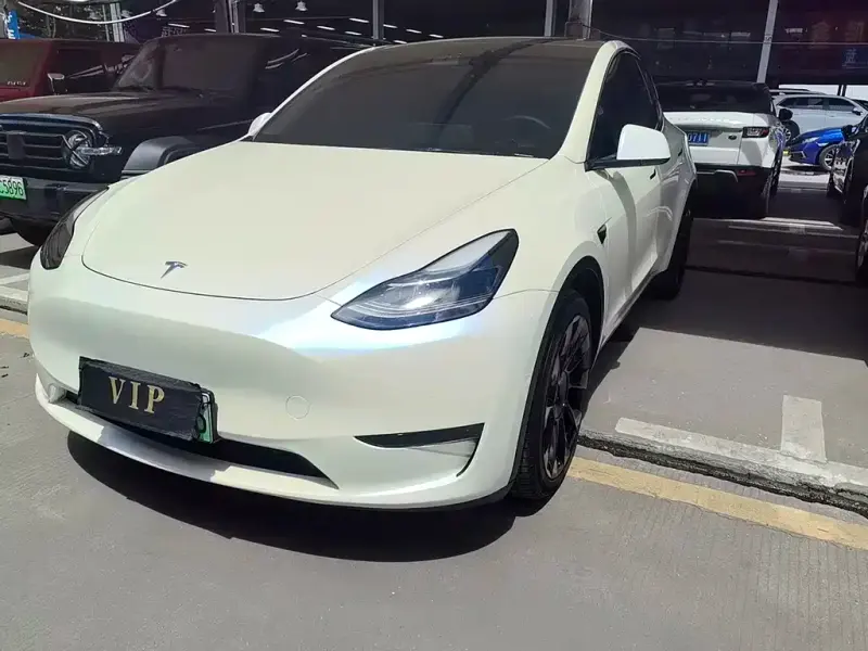 Tesla Model Y, 2021