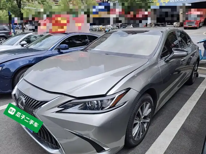 Lexus ES, 2021