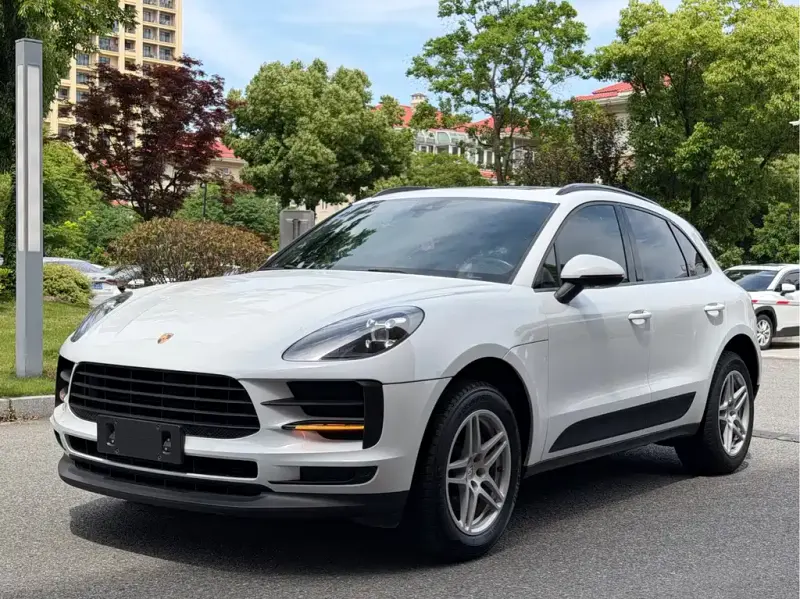 Porsche Macan, 2021