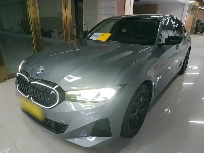 BMW i3, 2023