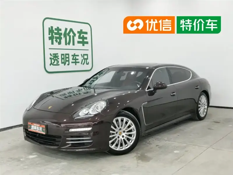 Porsche Panamera, 2016