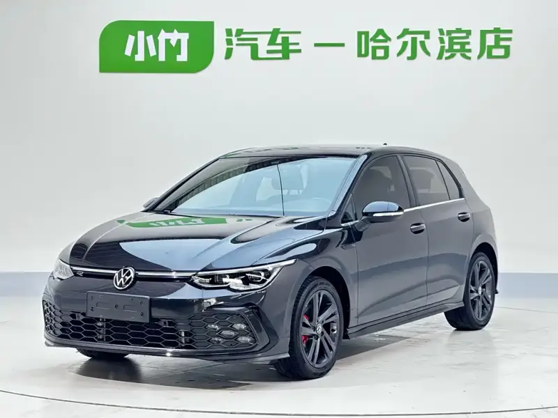Volkswagen Golf, 2022