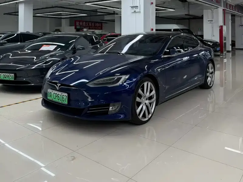 Tesla Model S, 2018