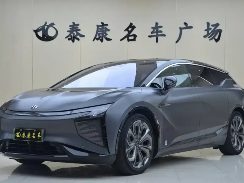 HiPhi X, 2022