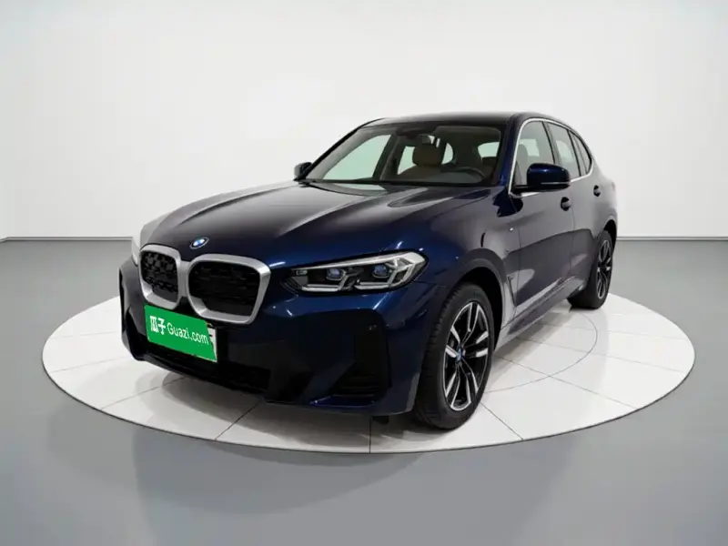 BMW iX3, 2023