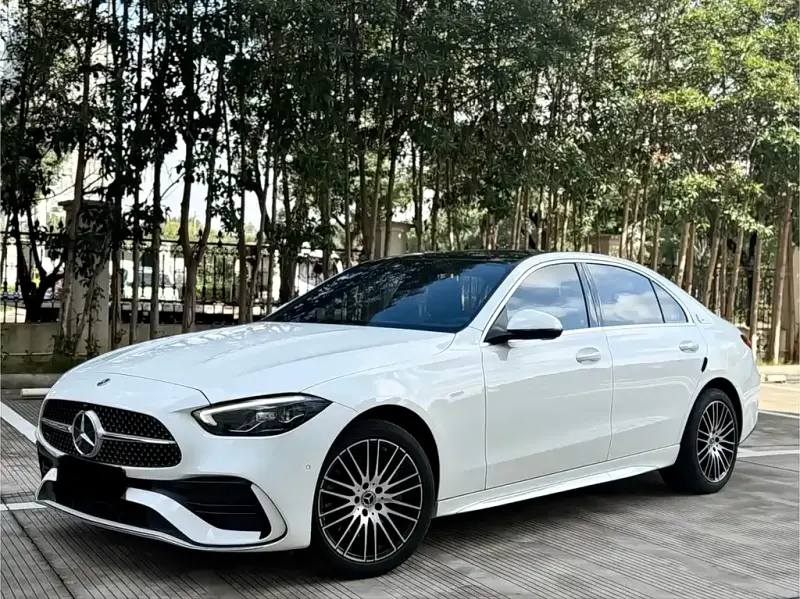 Mercedes-Benz C-Class, 2025