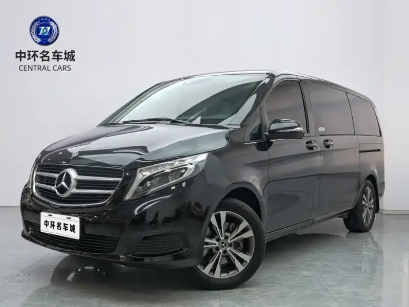 Mercedes-Benz V-Class, 2018 — фото 1