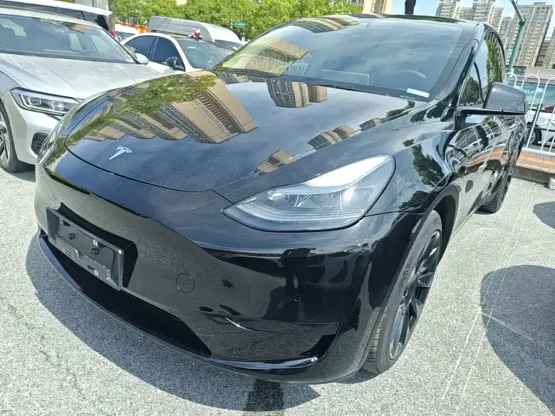 Tesla Model Y, 2022