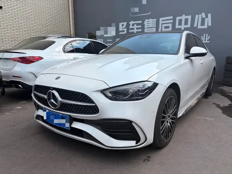 Mercedes-Benz C-Class, 2024