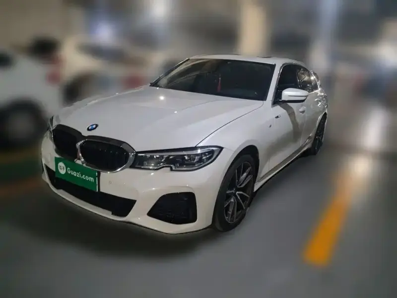 BMW 3 Series, 2022