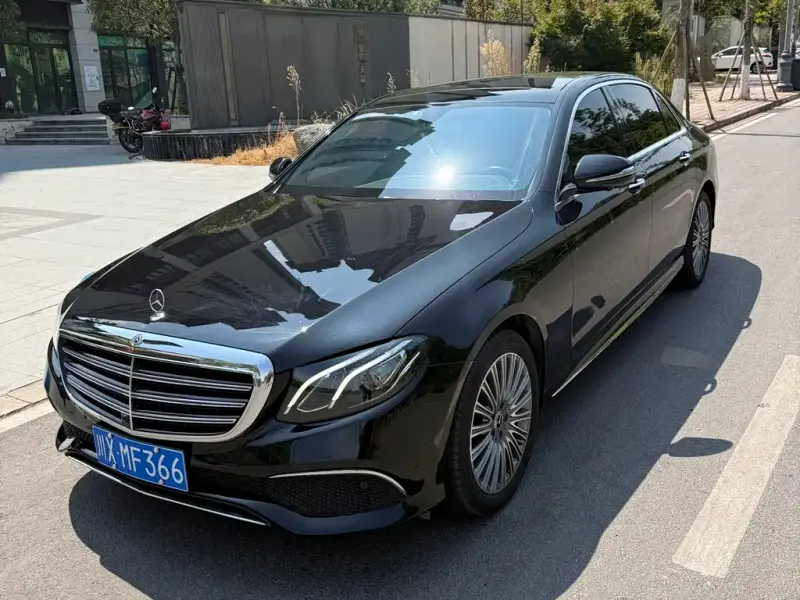 Mercedes-Benz E-Class, 2018 — фото 1