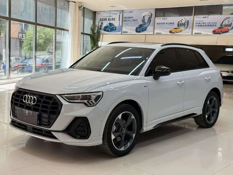 Audi Q3, 2023