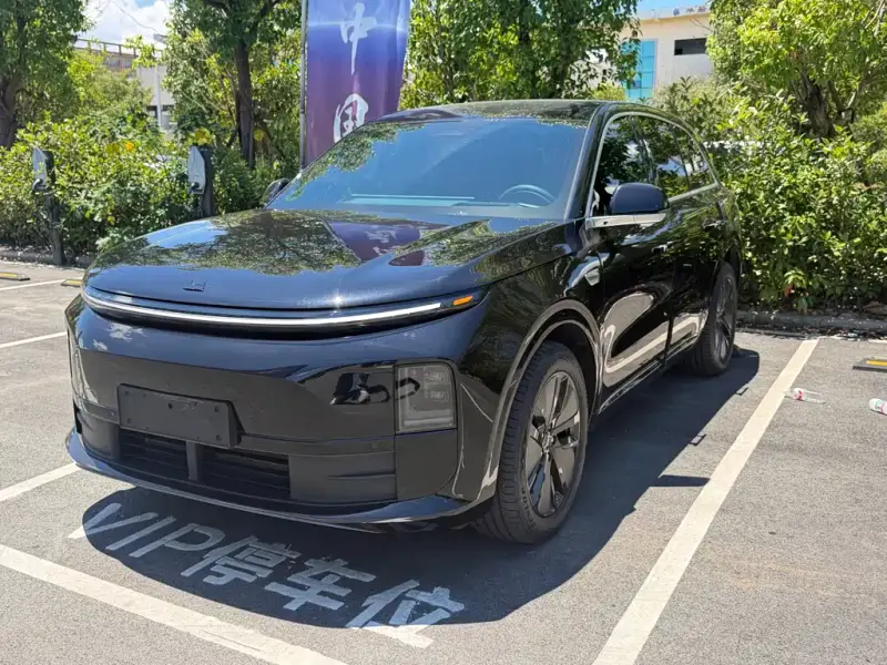 Li Auto Li L6, 2025
