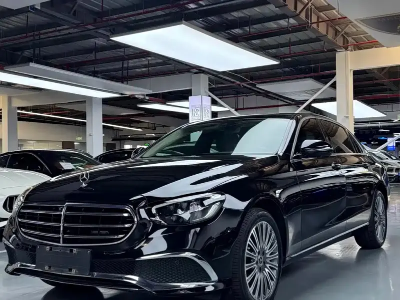 Mercedes-Benz E-Class, 2023