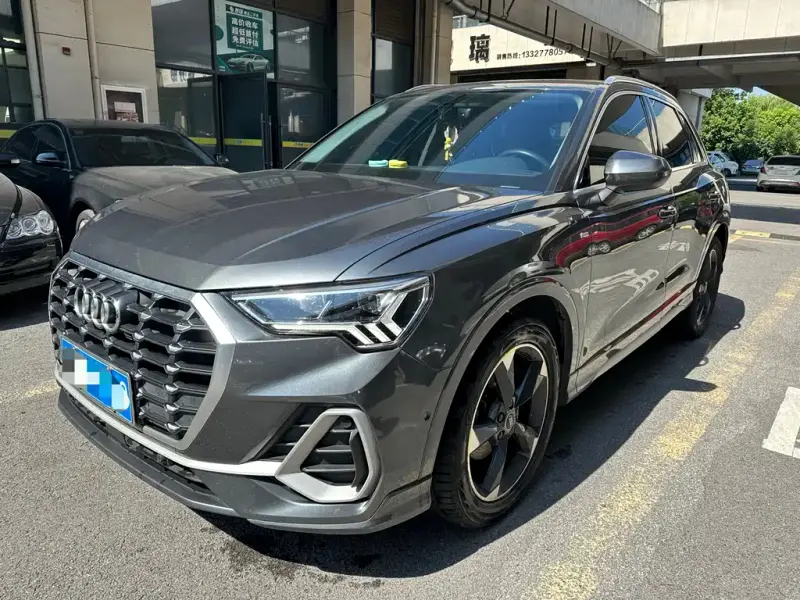 Audi Q3, 2022