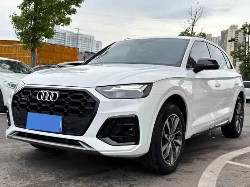 Audi Q5L, 2023