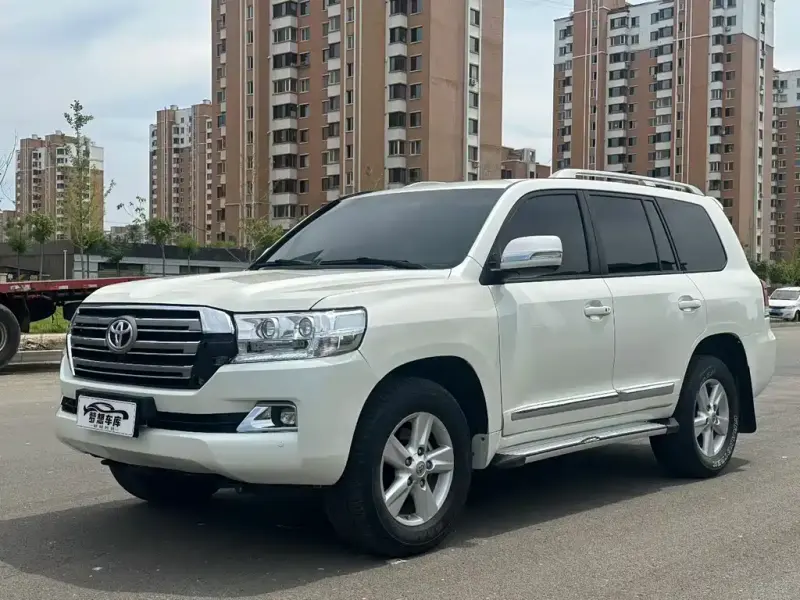 Toyota Land Cruiser, 2014 — фото 1