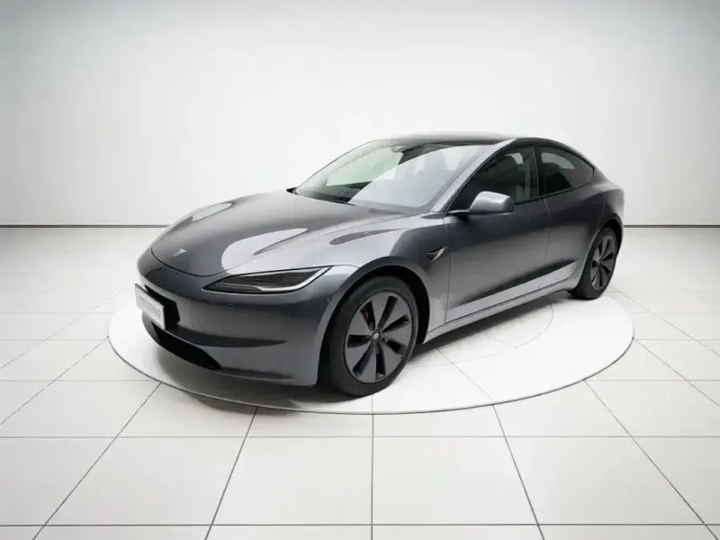 Tesla Model 3, 2024