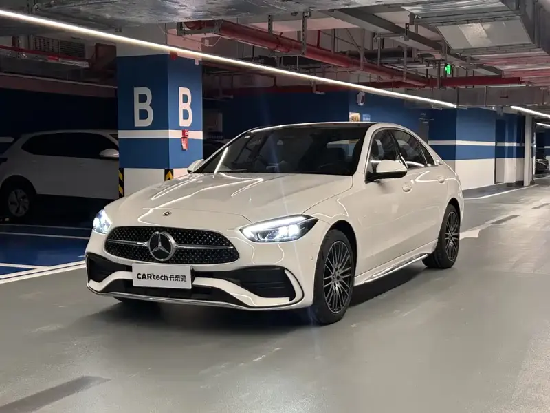 Mercedes-Benz C-Class, 2024