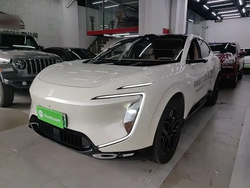 Avatr 07, 2025