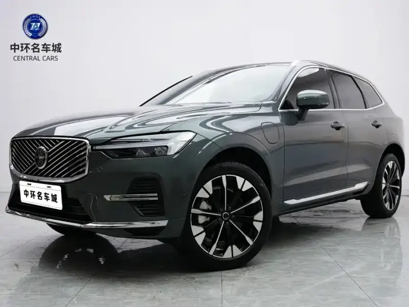 Volvo XC60 PHEV, 2025