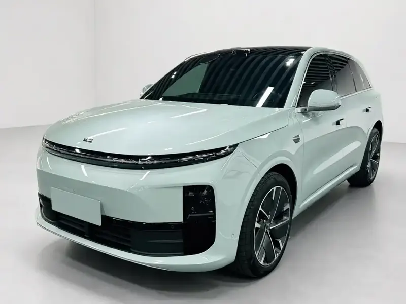 Li Auto Li L6, 2025