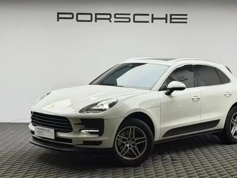 Porsche Macan, 2021