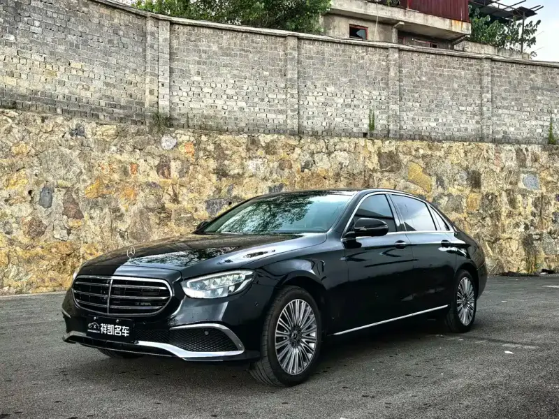Mercedes-Benz E-Class, 2022