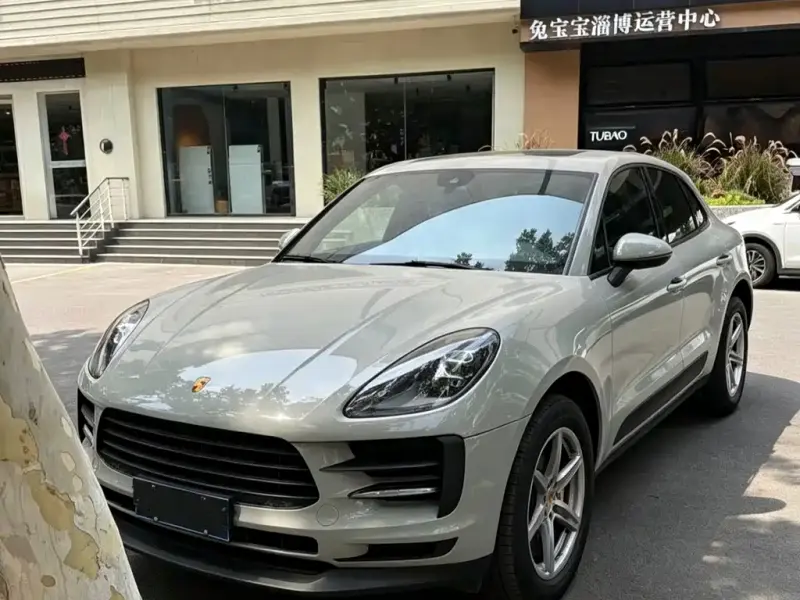 Porsche Macan, 2021