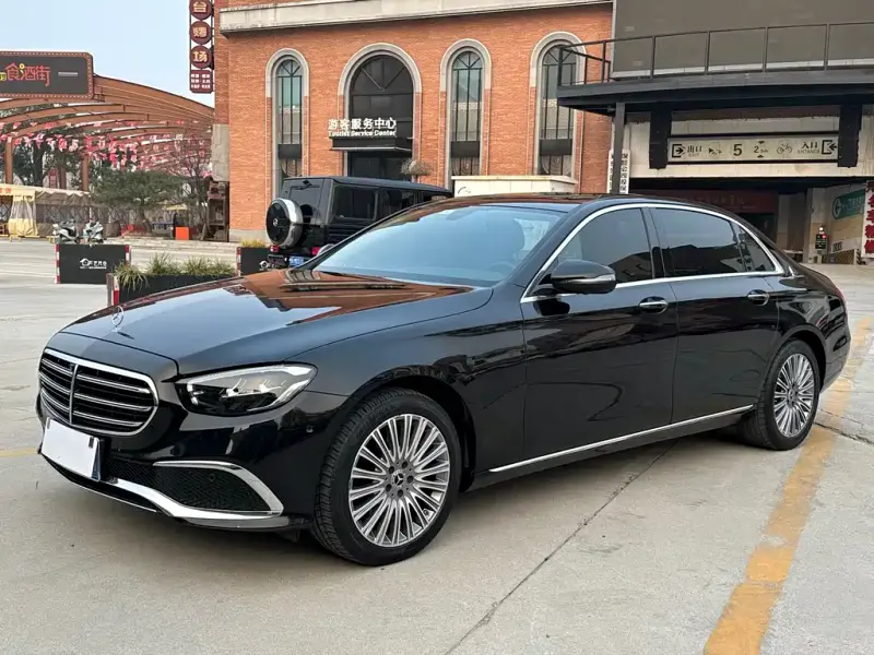 Mercedes-Benz E-Class, 2022