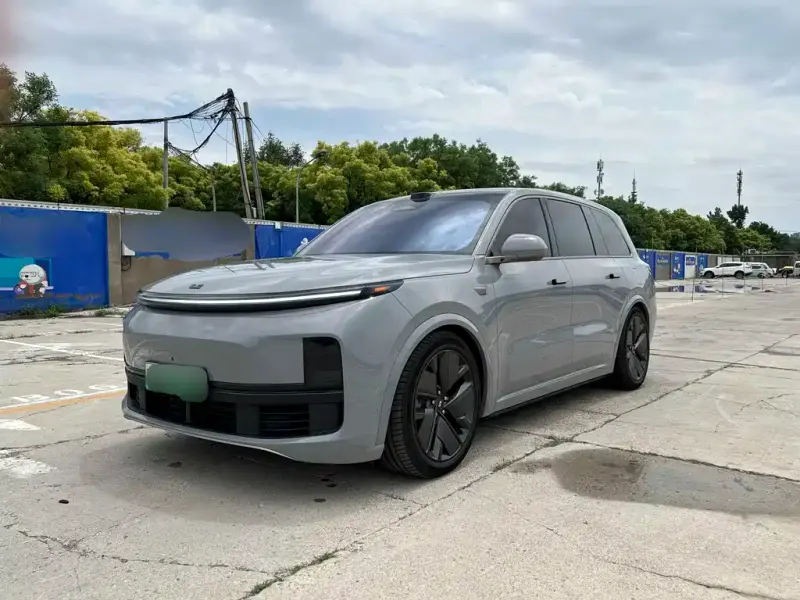 Li Auto Li L9, 2025