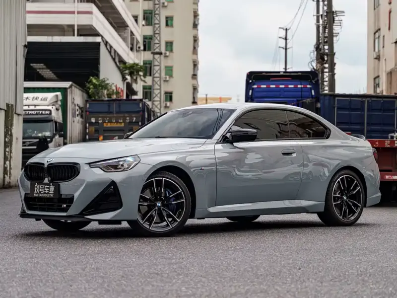 BMW M240i, 2026