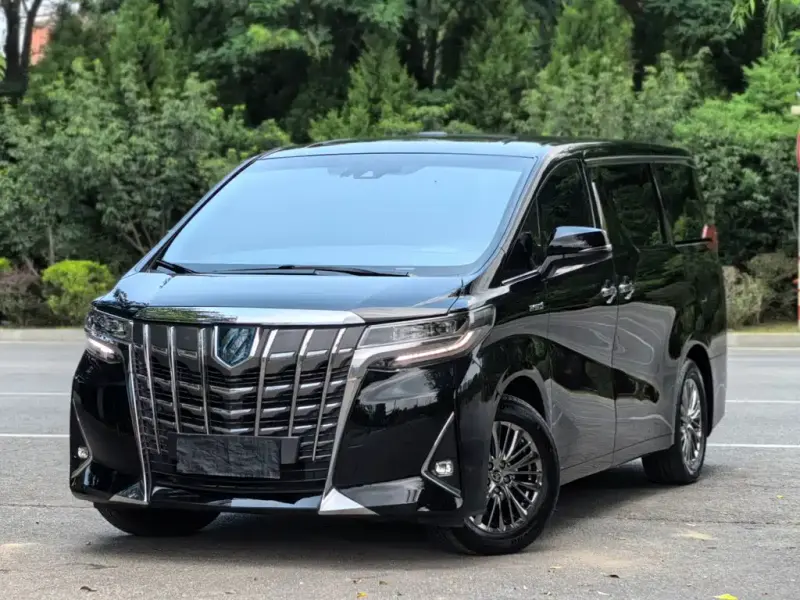 Toyota Alphard, 2023