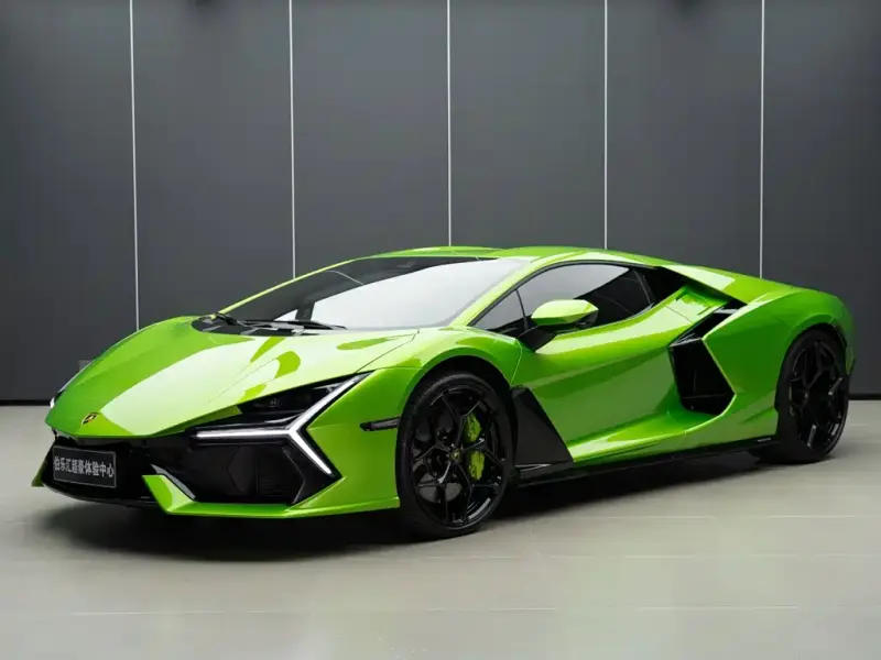 Lamborghini Revuelto, 2025