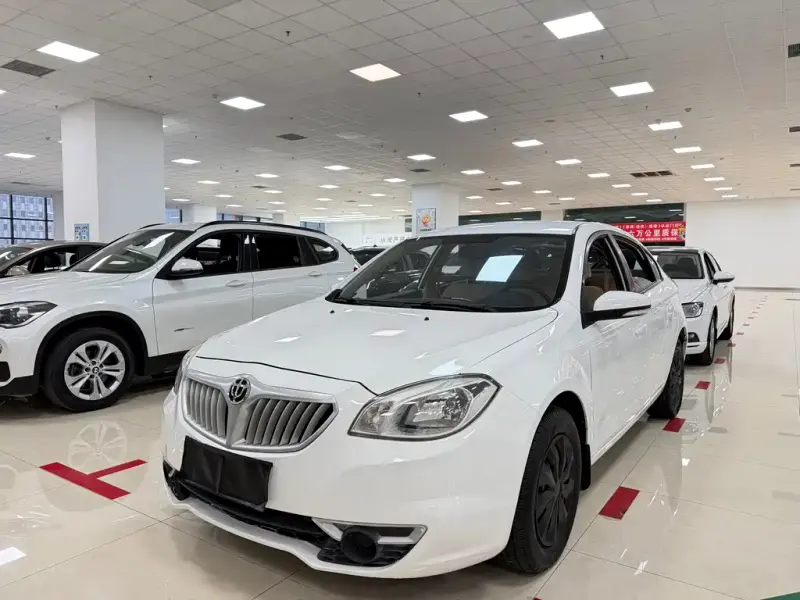 Zhonghua H330, 2015
