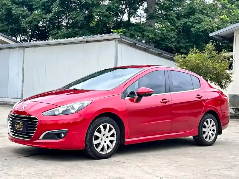 Peugeot 308, 2015