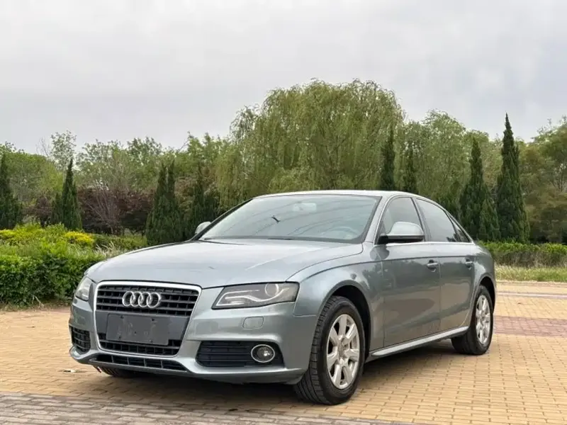 Audi A4L, 2010
